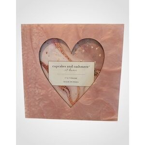 Cupcakes & Cashmere Blushpink Marble Heart Frame 5x5